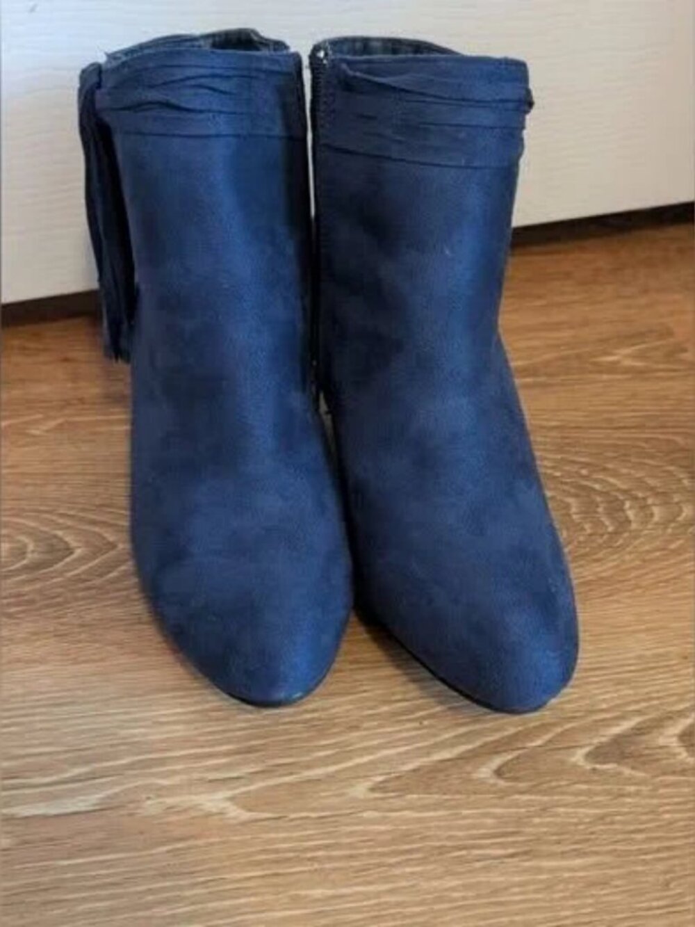 Like New Angel Steps Women’s Navy Suede Ankle Boots 9